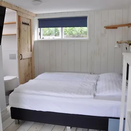 Daire Bas, Strandhuisje Op 900 Meter Zee & Strand! *