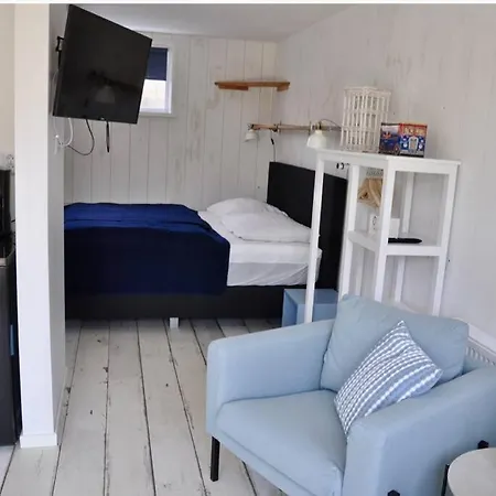 Apartman Bas, Strandhuisje Op 900 Meter Zee & Strand! Callantsoog